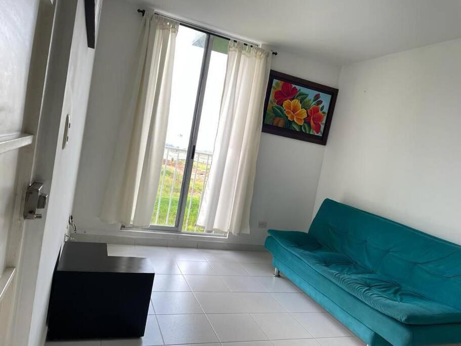 Confortable En Con Piscina Solo Fines De Semana Solo Familias Apartment *